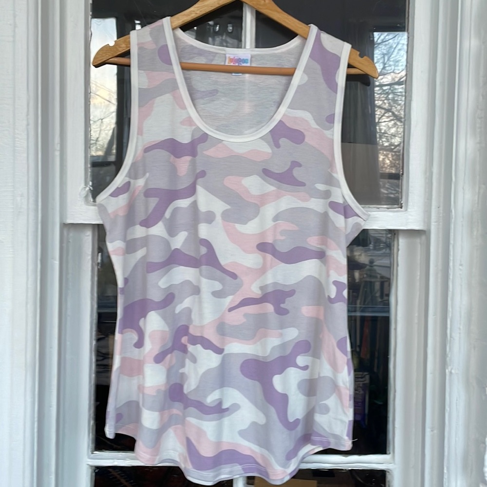 Lularoe pink/purple camo tank